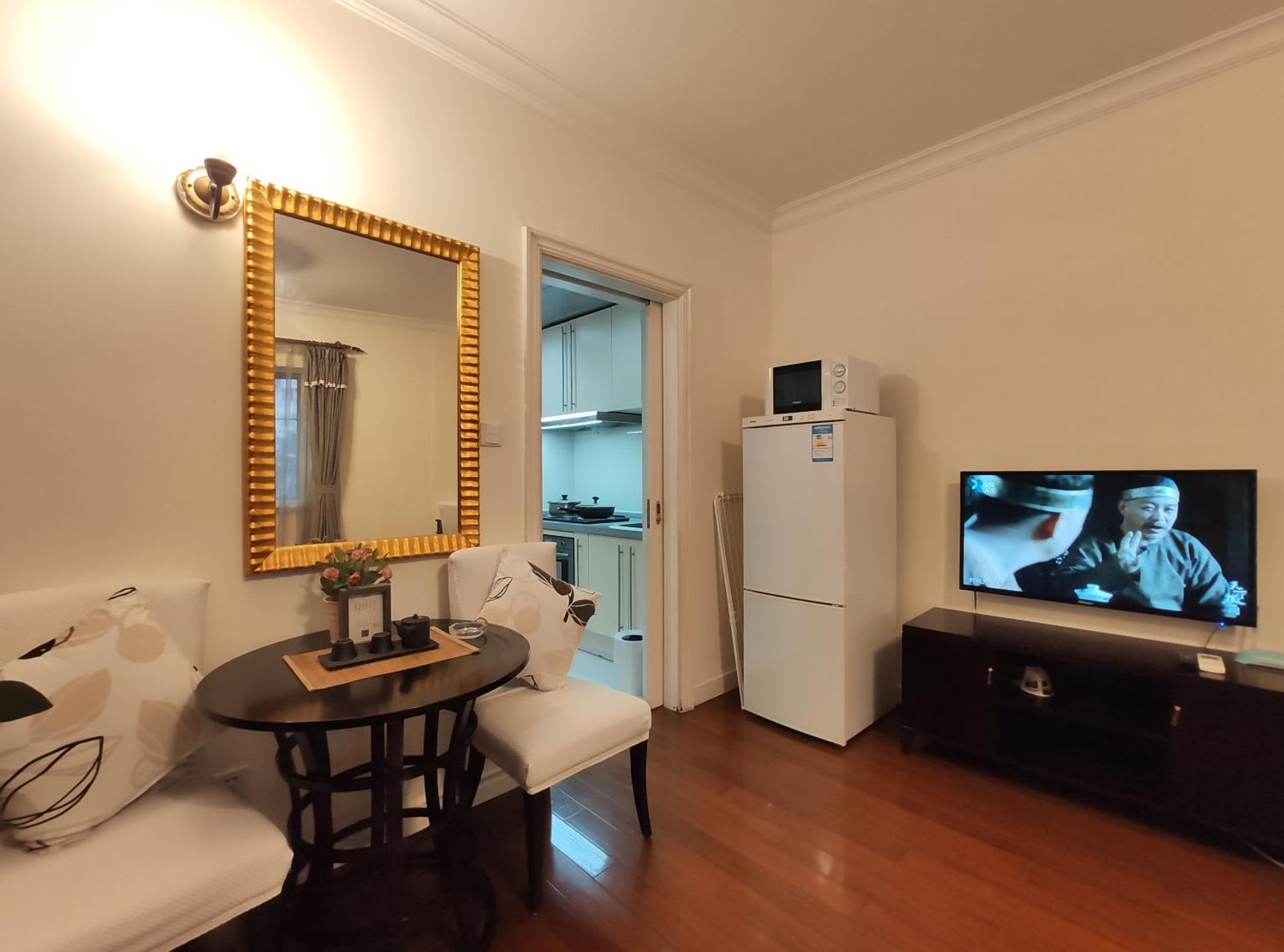 Ladoll Service Apartments Шанхай Екстер'єр фото